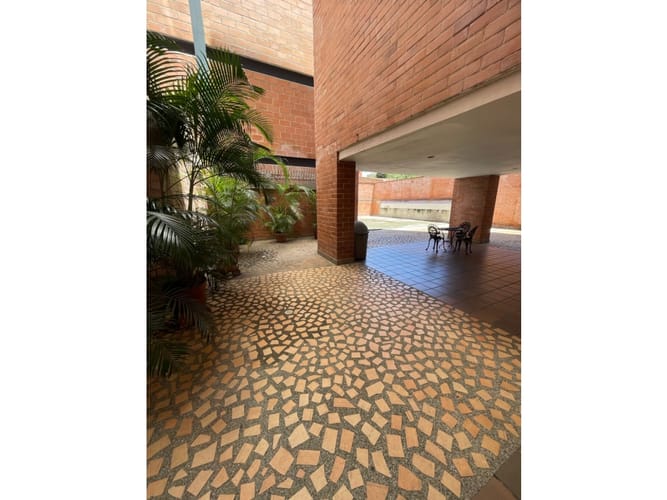 Apartamento de 2 alcobas en arriendo en La Castellana, Medellín, 70 m² · foto 15 de 19