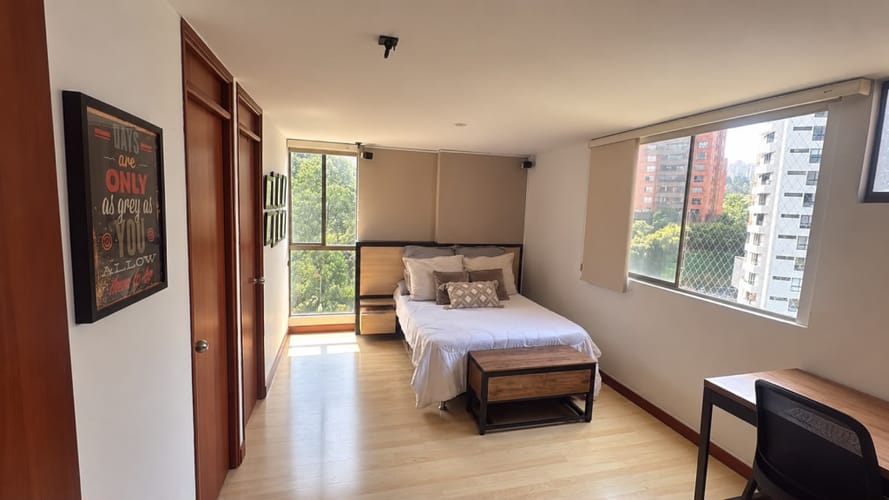 Apartamento de 1 alcoba en venta en Los Naranjos, Medellín, 75 m² · foto 8 de 10
