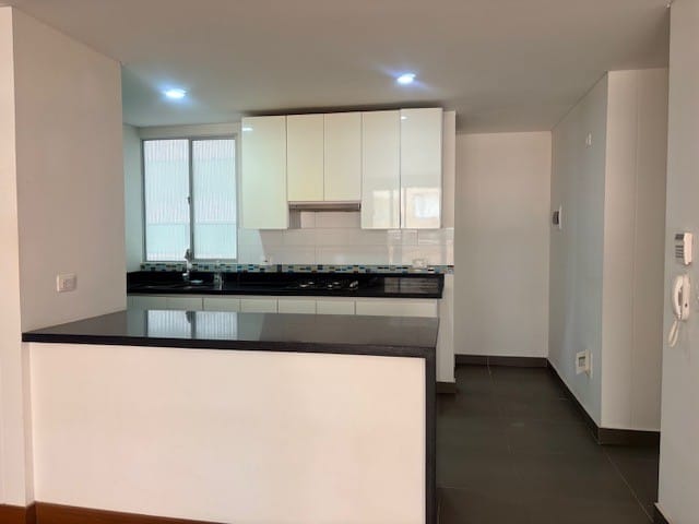 Apartamento de 4 alcobas en venta en Alejandria, Bogotá, 125 m² · foto 8 de 24