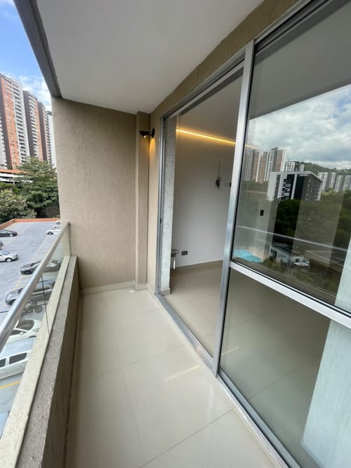 Apartamento de 3 alcobas en venta en Belén, Medellín, 80 m² · foto 9 de 22