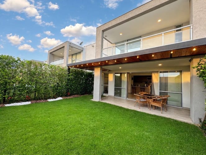 Casa de 3 alcobas en venta en Alfaguara, Jamundí, 181 m² · foto 2 de 24