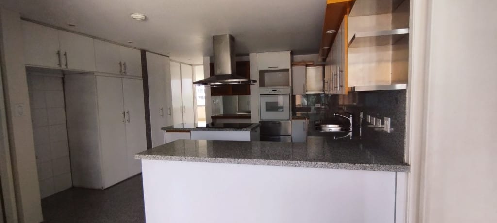 Apartamento de 3 alcobas en venta en Santa Teresita, Cali, 260 m² · foto 10 de 24