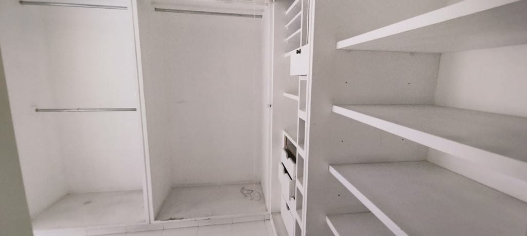Apartamento de 3 alcobas en venta en Santa Teresita, Cali, 260 m² · foto 20 de 24