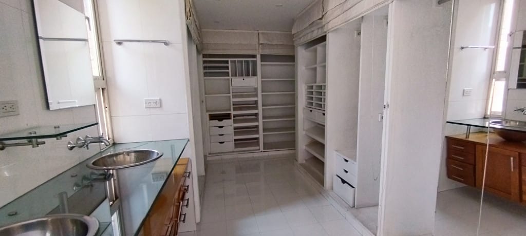 Apartamento de 3 alcobas en venta en Santa Teresita, Cali, 260 m² · foto 22 de 24