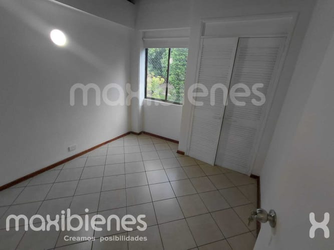 Apartamento de 5 alcobas en arriendo en Calasanz, Medellín, 100 m² · foto 7 de 14