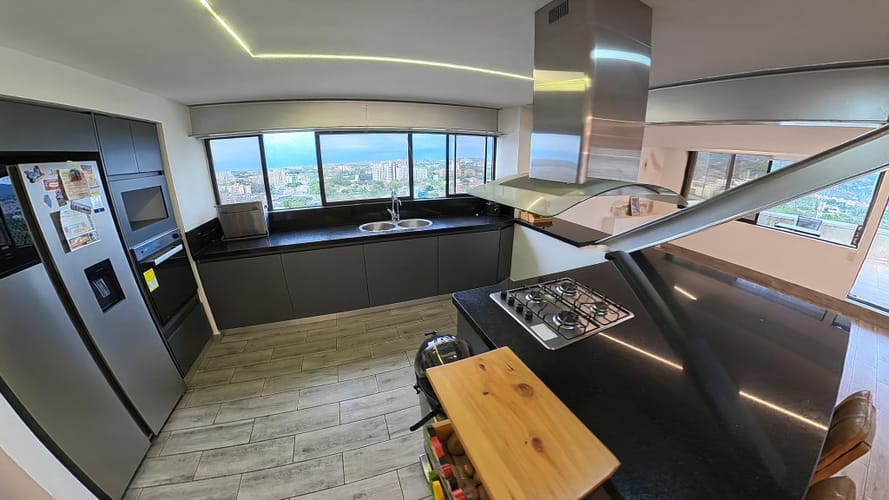 Apartamento de 3 alcobas en venta en Los Cambulos, Cali, 175 m² · foto 10 de 24