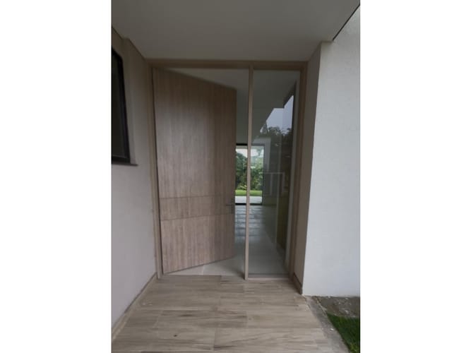 Casa de 3 alcobas en venta en Cerritos, Pereira, 218 m² · foto 7 de 14