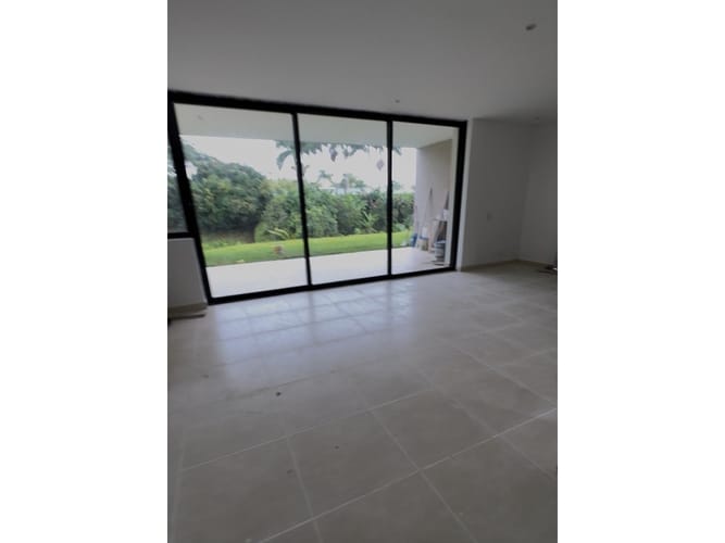 Casa de 3 alcobas en venta en Cerritos, Pereira, 218 m² · foto 8 de 14