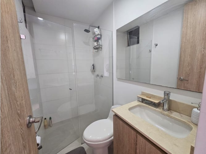 Apartamento de 3 alcobas en venta en San Remo, Sabaneta, 117 m² · foto 9 de 13