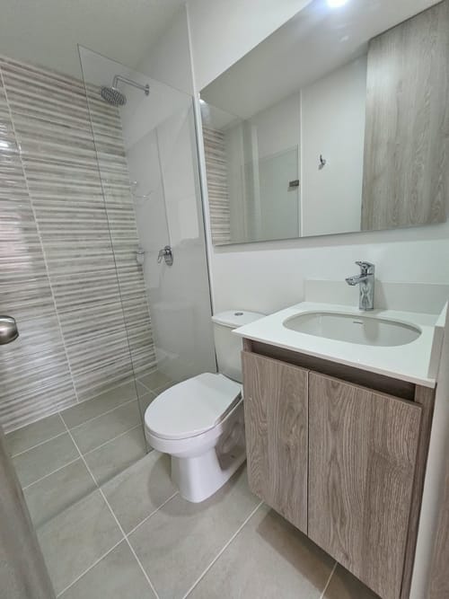 Apartamento de 3 alcobas en venta en Zona Industrial No. 1, Itagüí, 68 m² · foto 13 de 24
