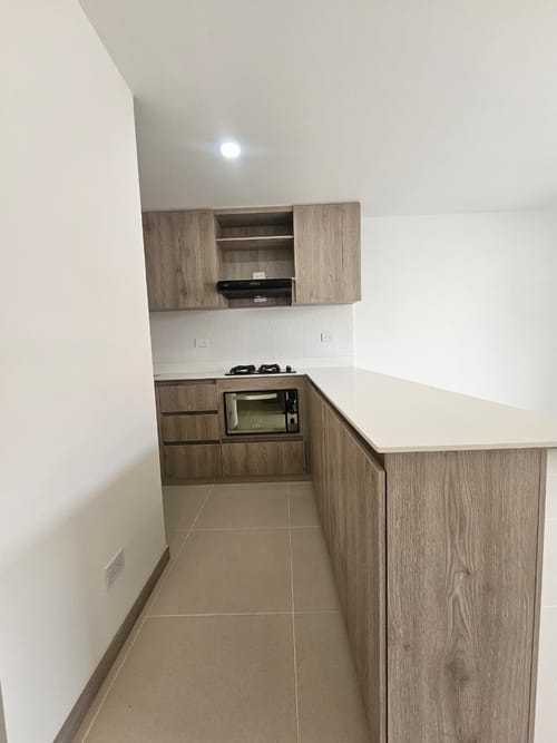 Apartamento de 3 alcobas en venta en Zona Industrial No. 1, Itagüí, 68 m² · foto 10 de 24
