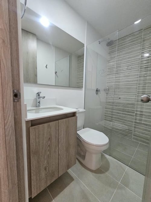 Apartamento de 3 alcobas en venta en Zona Industrial No. 1, Itagüí, 68 m² · foto 12 de 24