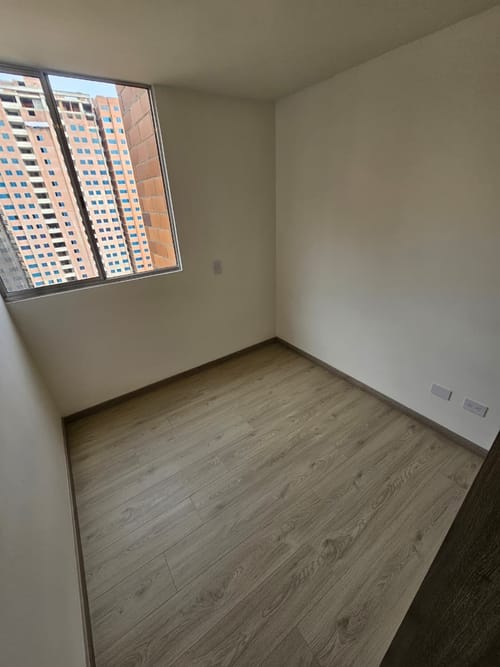 Apartamento de 3 alcobas en venta en Zona Industrial No. 1, Itagüí, 68 m² · foto 22 de 24