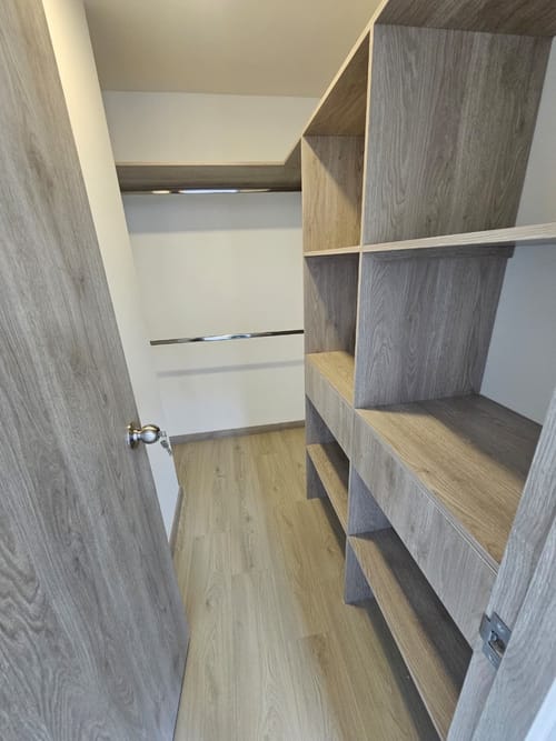 Apartamento de 3 alcobas en venta en Zona Industrial No. 1, Itagüí, 68 m² · foto 9 de 24