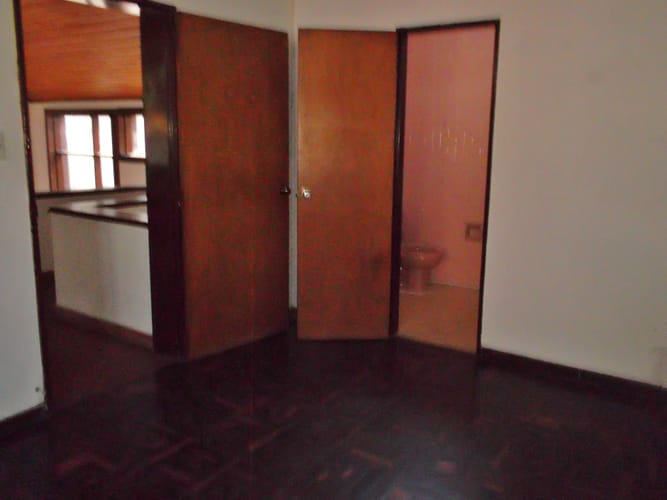 Casa de 6 alcobas en arriendo en Los Angeles, Medellín, 150 m² · foto 8 de 10