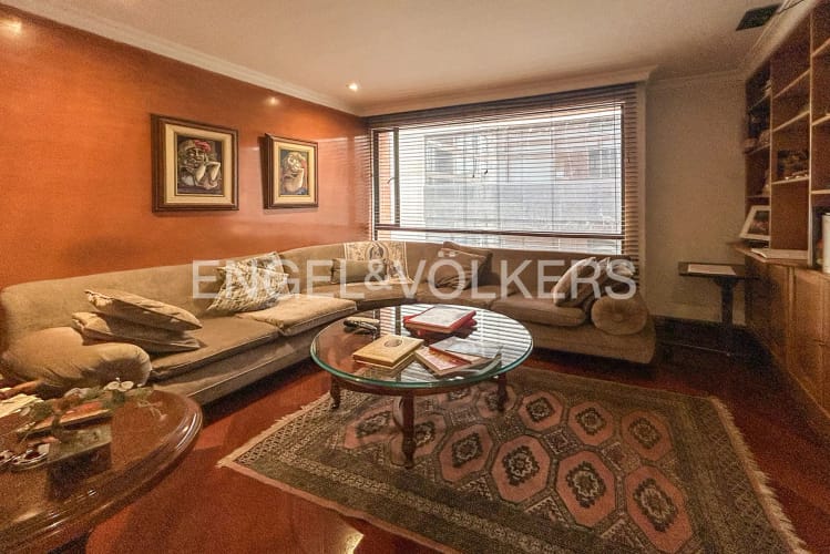 Apartamento de 3 alcobas en venta en La Carolina, Bogotá, 165 m² · foto 3 de 13