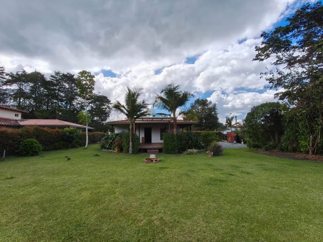 Finca en arriendo en Cabeceras De Llanogrande, Rionegro, 150 m² · foto 2 de 20