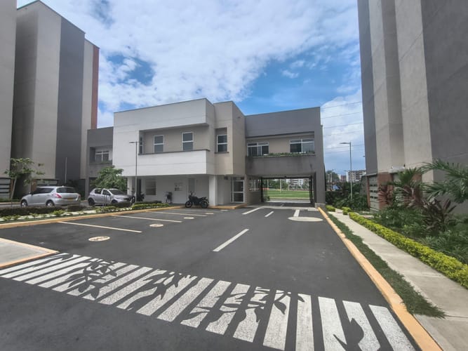 Apartamento de 2 alcobas en arriendo en Bochalema, Cali, 53 m² · foto 3 de 24