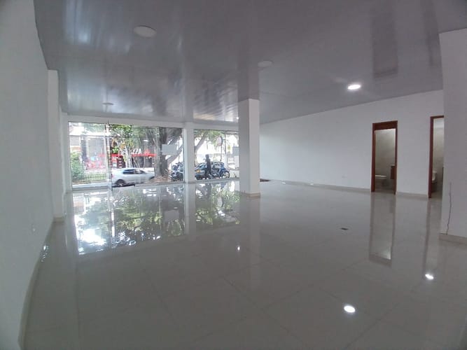 Local en arriendo en La Flora, Cali, 180 m² · foto 6 de 18