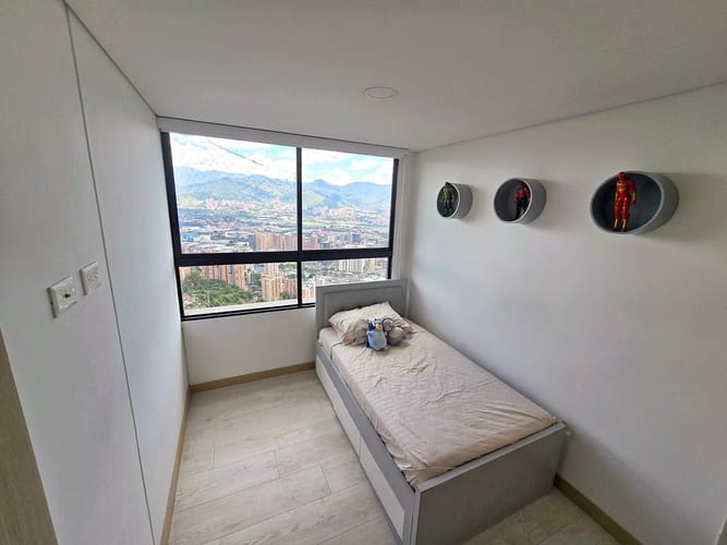 Apartamento de 3 alcobas en venta en Altos Del Poblado, Medellín, 78 m² · foto 12 de 18