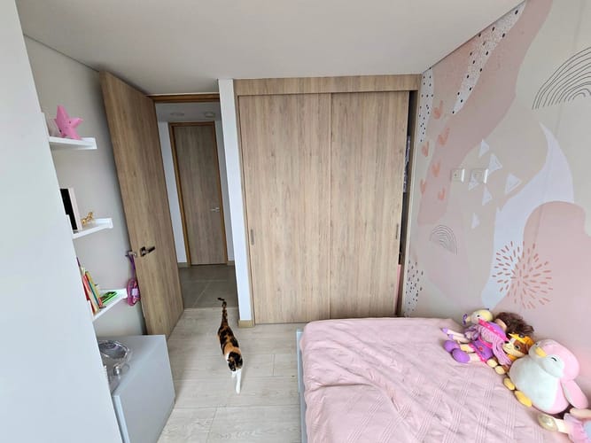 Apartamento de 3 alcobas en venta en Altos Del Poblado, Medellín, 78 m² · foto 13 de 18