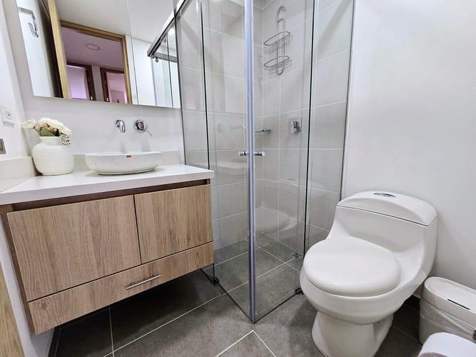 Apartamento de 3 alcobas en venta en Altos Del Poblado, Medellín, 78 m² · foto 11 de 18