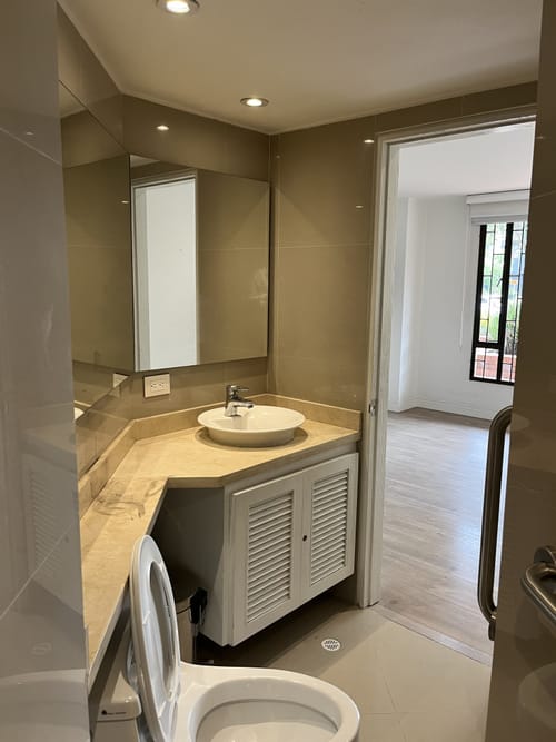 Apartamento de 3 alcobas en venta en Chico Norte, Bogotá, 83 m² · foto 13 de 21