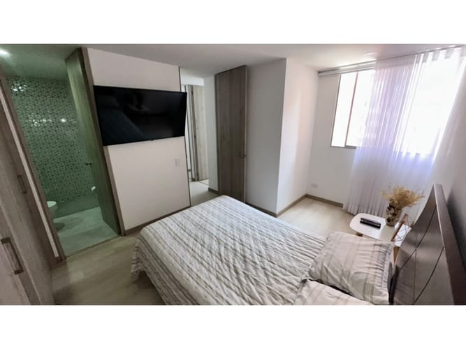 Apartamento de 3 alcobas en arriendo en Los Colores, Medellín, 70 m² · foto 11 de 21