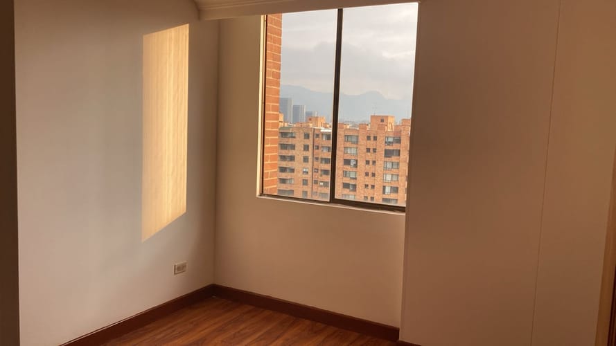 Apartamento de 3 alcobas en venta en Canodromo, Bogotá, 110 m² · foto 10 de 24