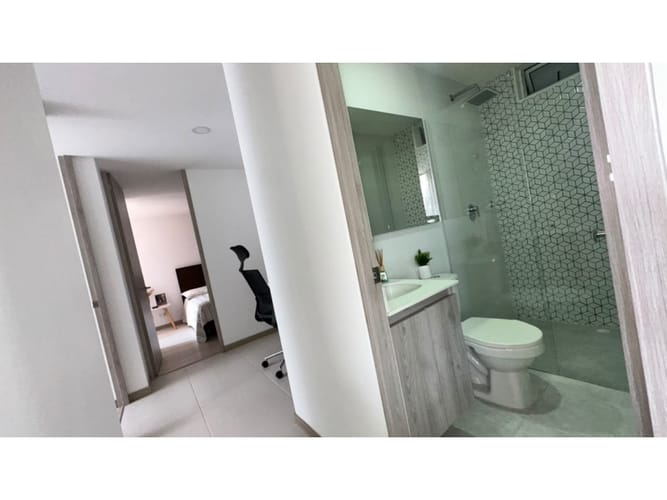 Apartamento de 3 alcobas en arriendo en Los Colores, Medellín, 70 m² · foto 15 de 21