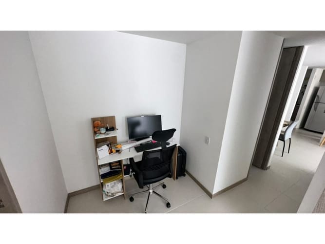 Apartamento de 3 alcobas en arriendo en Los Colores, Medellín, 70 m² · foto 16 de 21