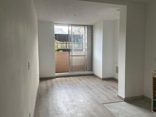 Apartamento de 2 alcobas en venta en Samper Mendoza, Bogotá, 39 m² · foto 2 de 15