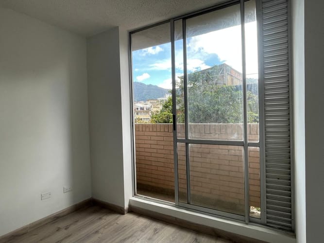Apartamento de 2 alcobas en venta en Samper Mendoza, Bogotá, 39 m² · foto 5 de 15