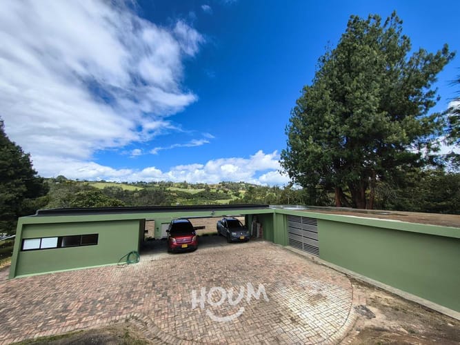 Casa de 4 alcobas en venta en Yerbabuena, Chía, 600 m² · foto 3 de 24