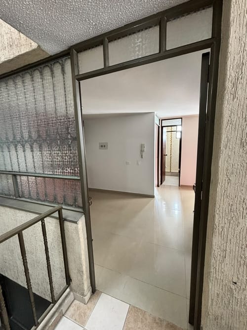 Apartamento de 2 alcobas en venta en Engativá, Bogotá, 49 m² · foto 6 de 15