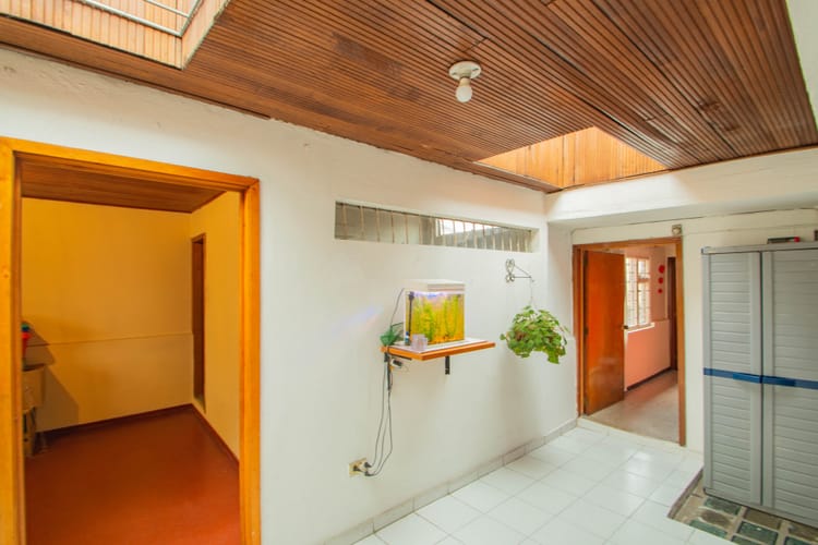 Casa de 5 alcobas en venta en Bonanza, Bogotá, 245 m² · foto 13 de 24