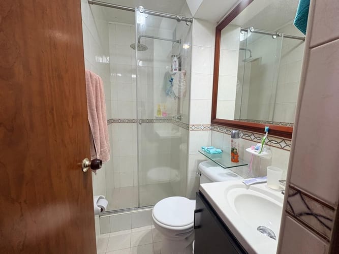 Apartamento de 3 alcobas en venta en Hayuelos, Bogotá, 67 m² · foto 15 de 16