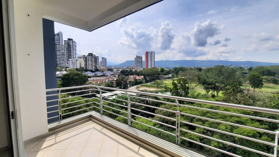 Apartamento de 3 alcobas en venta en Cañaveral, Floridablanca, 117 m² · foto 4 de 16