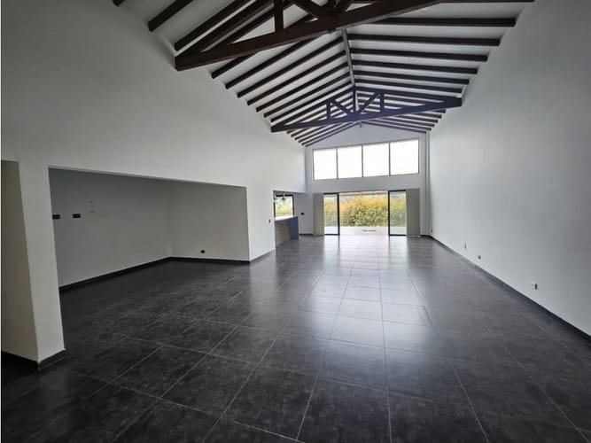 Casa de 3 alcobas en venta en Pantanillo, Envigado, 330 m² · foto 7 de 21