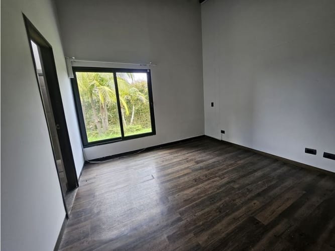 Casa de 3 alcobas en venta en Pantanillo, Envigado, 330 m² · foto 16 de 21