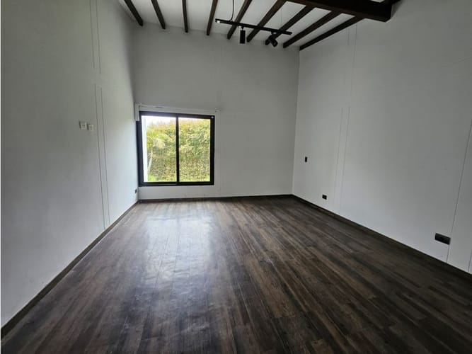Casa de 3 alcobas en venta en Pantanillo, Envigado, 330 m² · foto 20 de 21