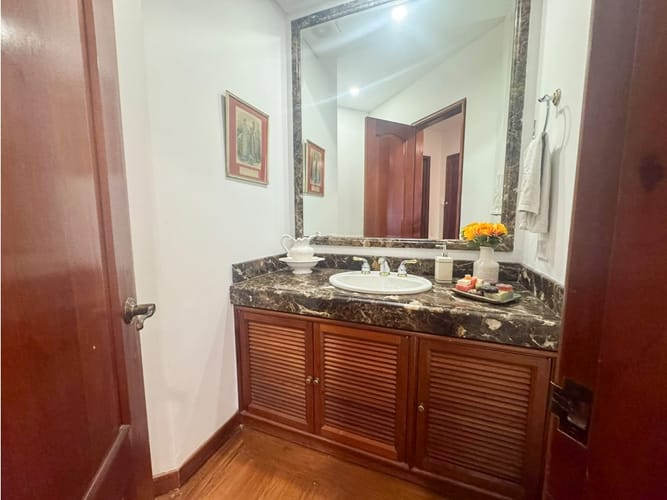 Apartamento de 3 alcobas en arriendo en Altos De Bella Suiza, Bogotá, 276 m² · foto 2 de 24