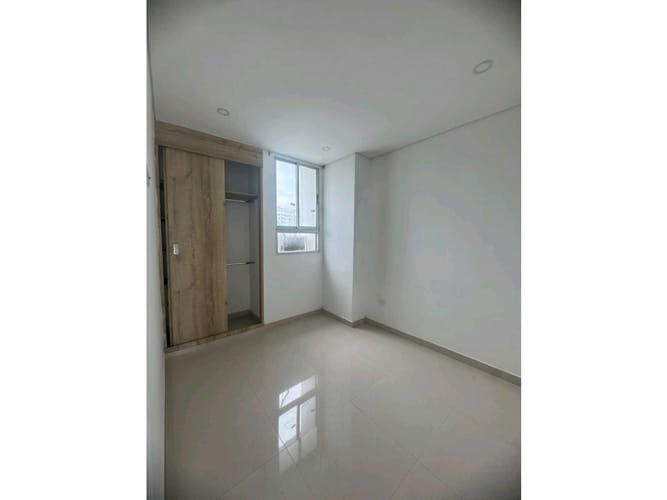 Apartamento de 2 alcobas en venta en Rodadero Sur, Santa Marta, 54 m² · foto 3 de 18