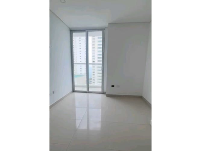 Apartamento de 2 alcobas en venta en Rodadero Sur, Santa Marta, 54 m² · foto 5 de 18