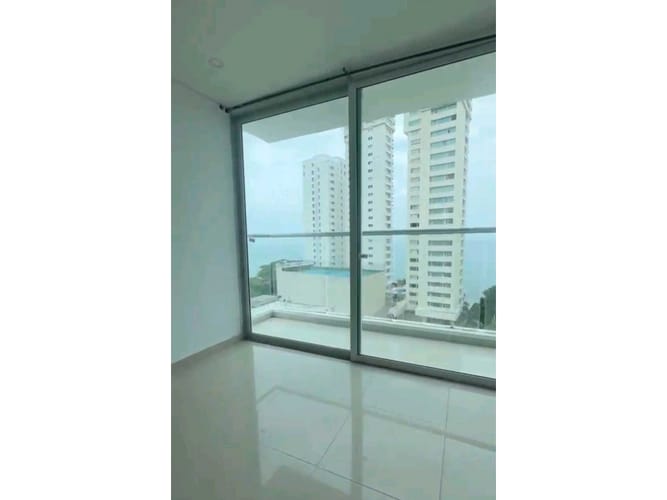 Apartamento de 2 alcobas en venta en Rodadero Sur, Santa Marta, 54 m² · foto 8 de 18