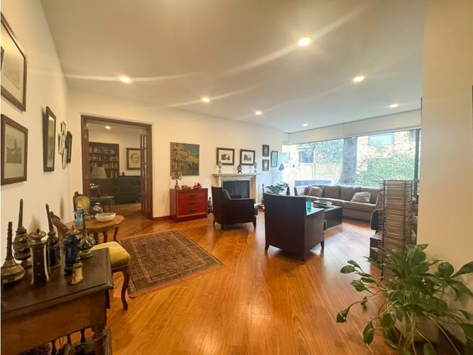 Apartamento de 3 alcobas en arriendo en Altos De Bella Suiza, Bogotá, 276 m² · foto 8 de 24