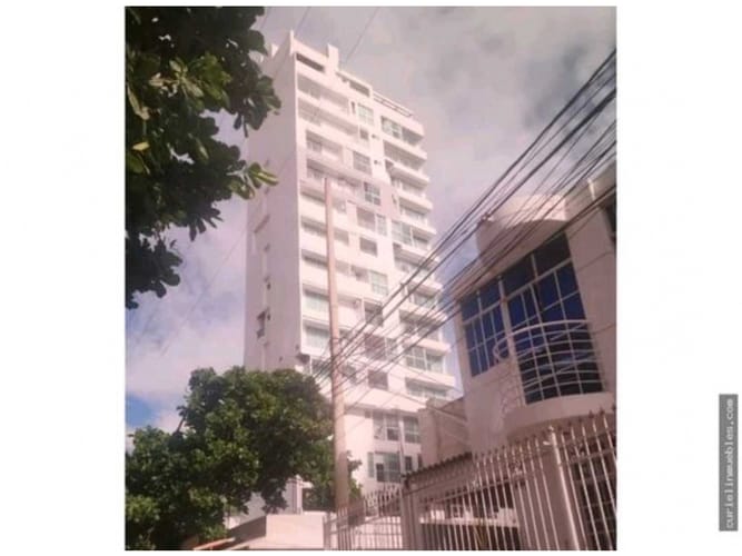 Apartamento de 2 alcobas en venta en Rodadero Sur, Santa Marta, 54 m² · foto 17 de 18