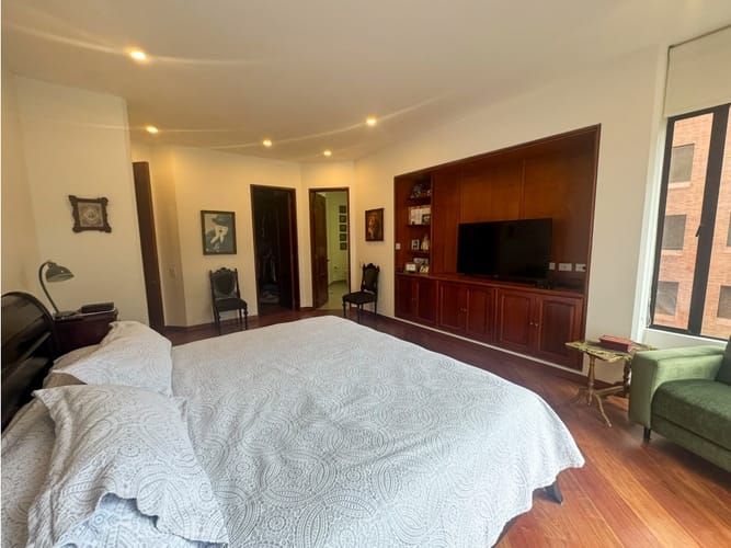 Apartamento de 3 alcobas en arriendo en Altos De Bella Suiza, Bogotá, 276 m² · foto 19 de 24
