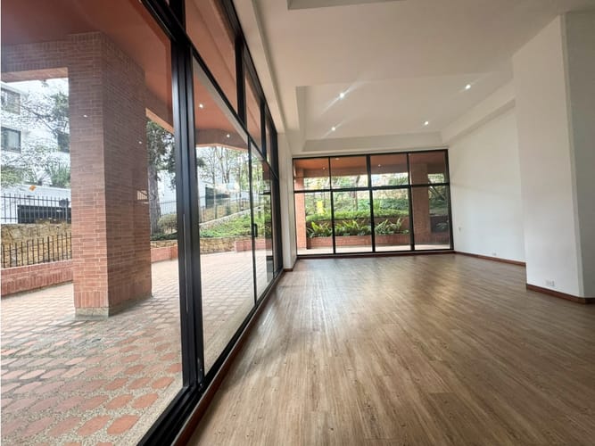 Apartamento de 3 alcobas en arriendo en Altos De Bella Suiza, Bogotá, 276 m² · foto 24 de 24