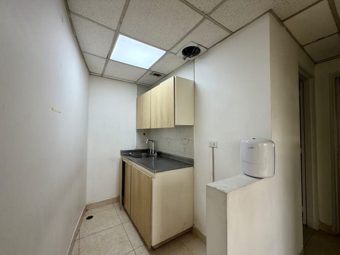 Oficina en arriendo en Ciudad Jardin, Cali, 154 m² · foto 10 de 11